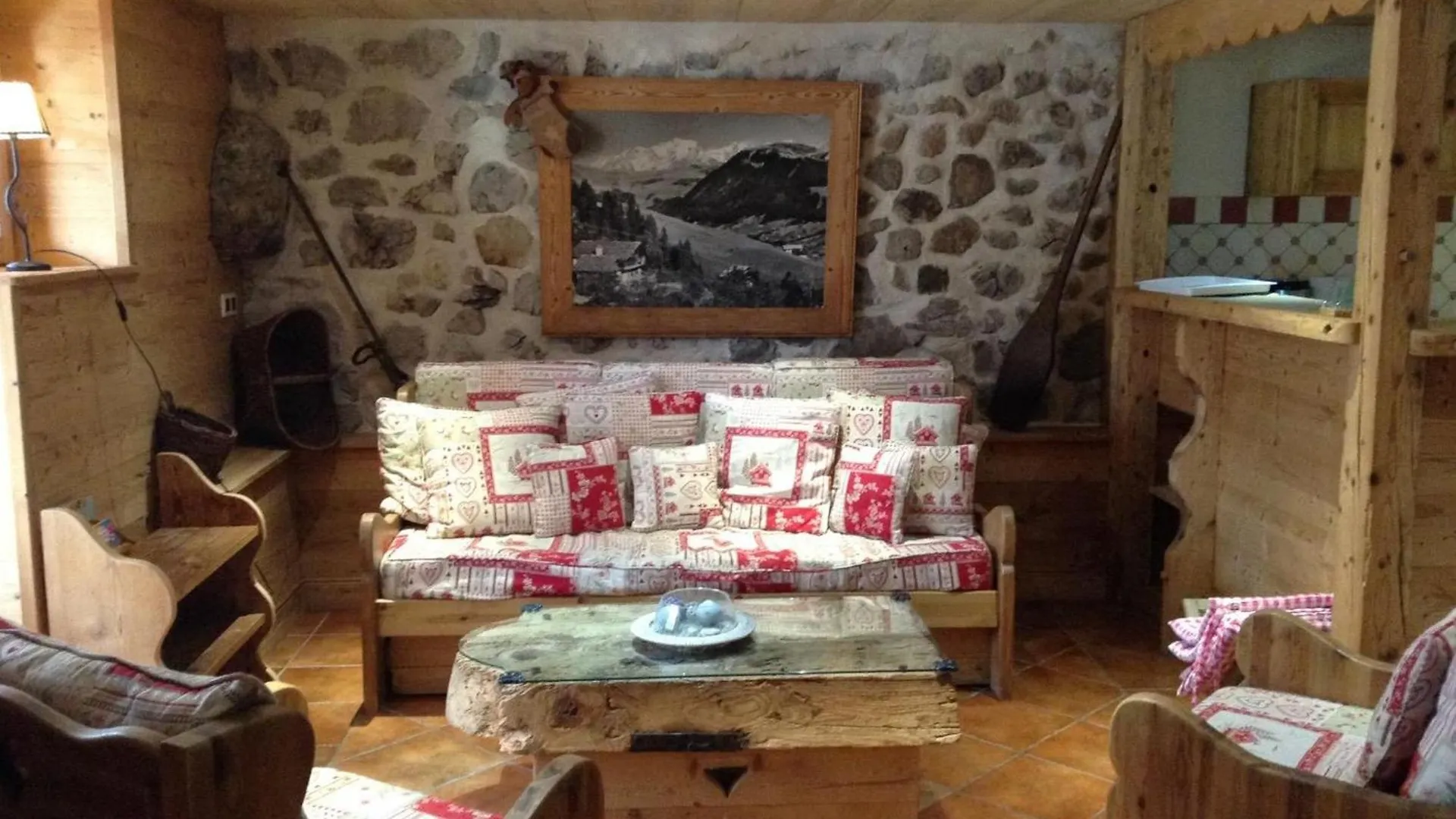 Appartement Montagnard Avec Sauna, Terrasse & Poele A Bois - Proche Pistes Et Commerces - Fr-1-467-87 Le Grand-Bornand 0*,