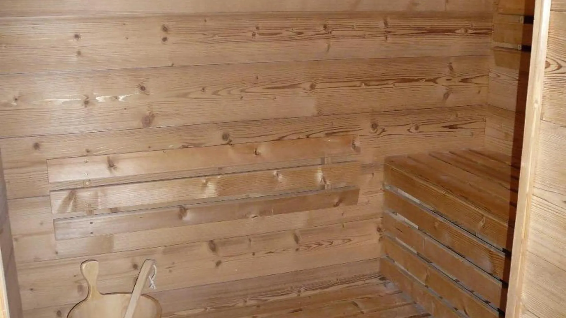 Apartment Appartement Montagnard Avec Sauna, Terrasse & Poele A Bois - Proche Pistes Et Commerces - Fr-1-467-87 Le Grand-Bornand