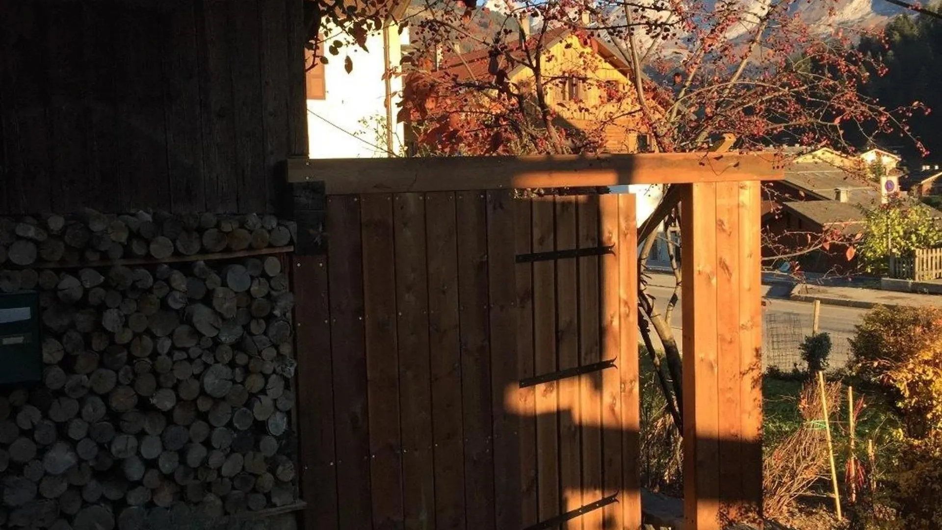 Appartement Montagnard Avec Sauna, Terrasse & Poele A Bois - Proche Pistes Et Commerces - Fr-1-467-87 Le Grand-Bornand